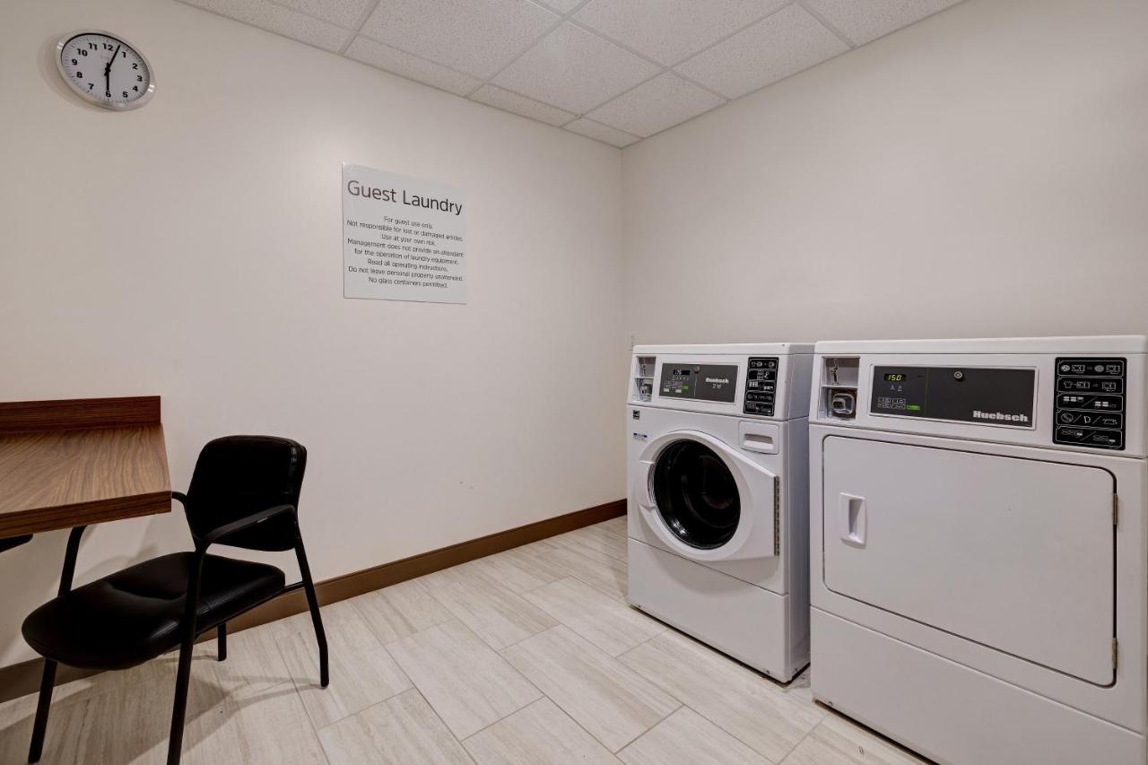 Holiday Inn Express & Suites - Grand Rapids South - Wyoming By Ihg エクステリア 写真