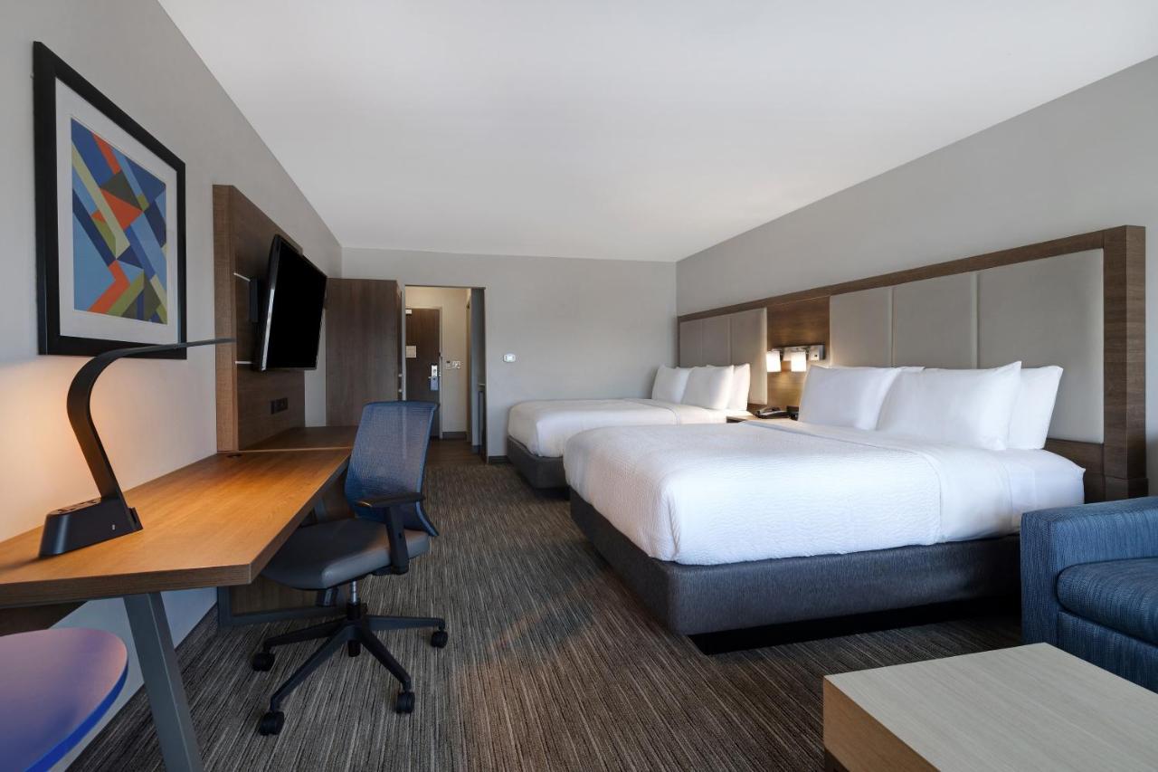 Holiday Inn Express & Suites - Grand Rapids South - Wyoming By Ihg エクステリア 写真