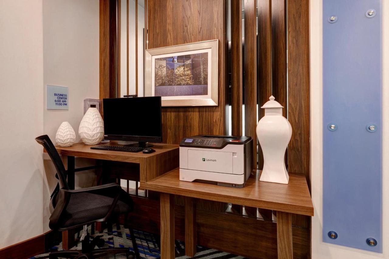 Holiday Inn Express & Suites - Grand Rapids South - Wyoming By Ihg エクステリア 写真