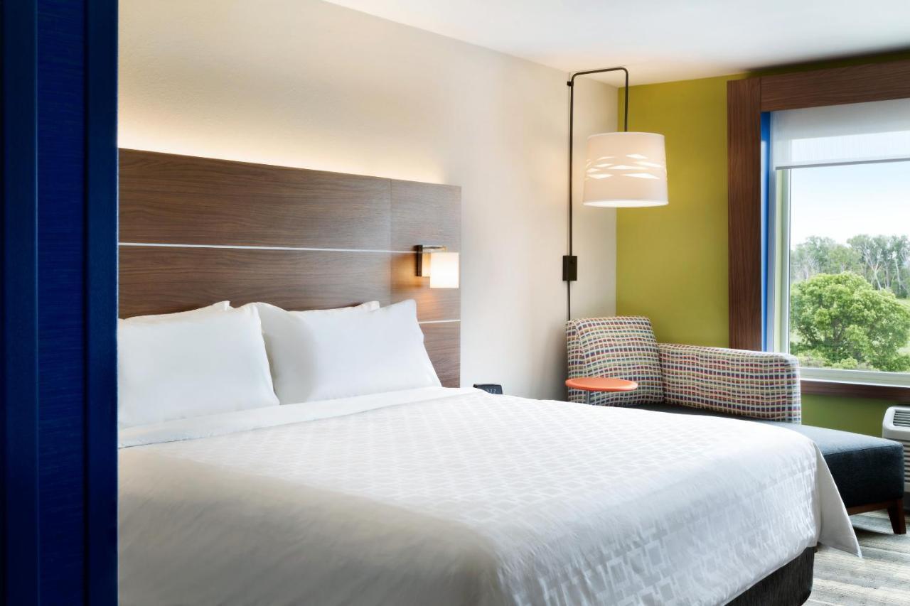 Holiday Inn Express & Suites - Grand Rapids South - Wyoming By Ihg エクステリア 写真