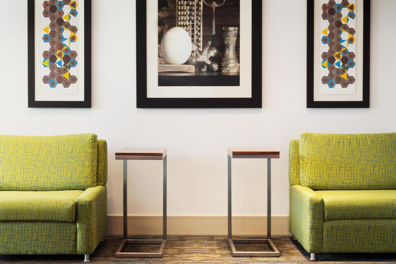 Holiday Inn Express & Suites - Grand Rapids South - Wyoming By Ihg エクステリア 写真